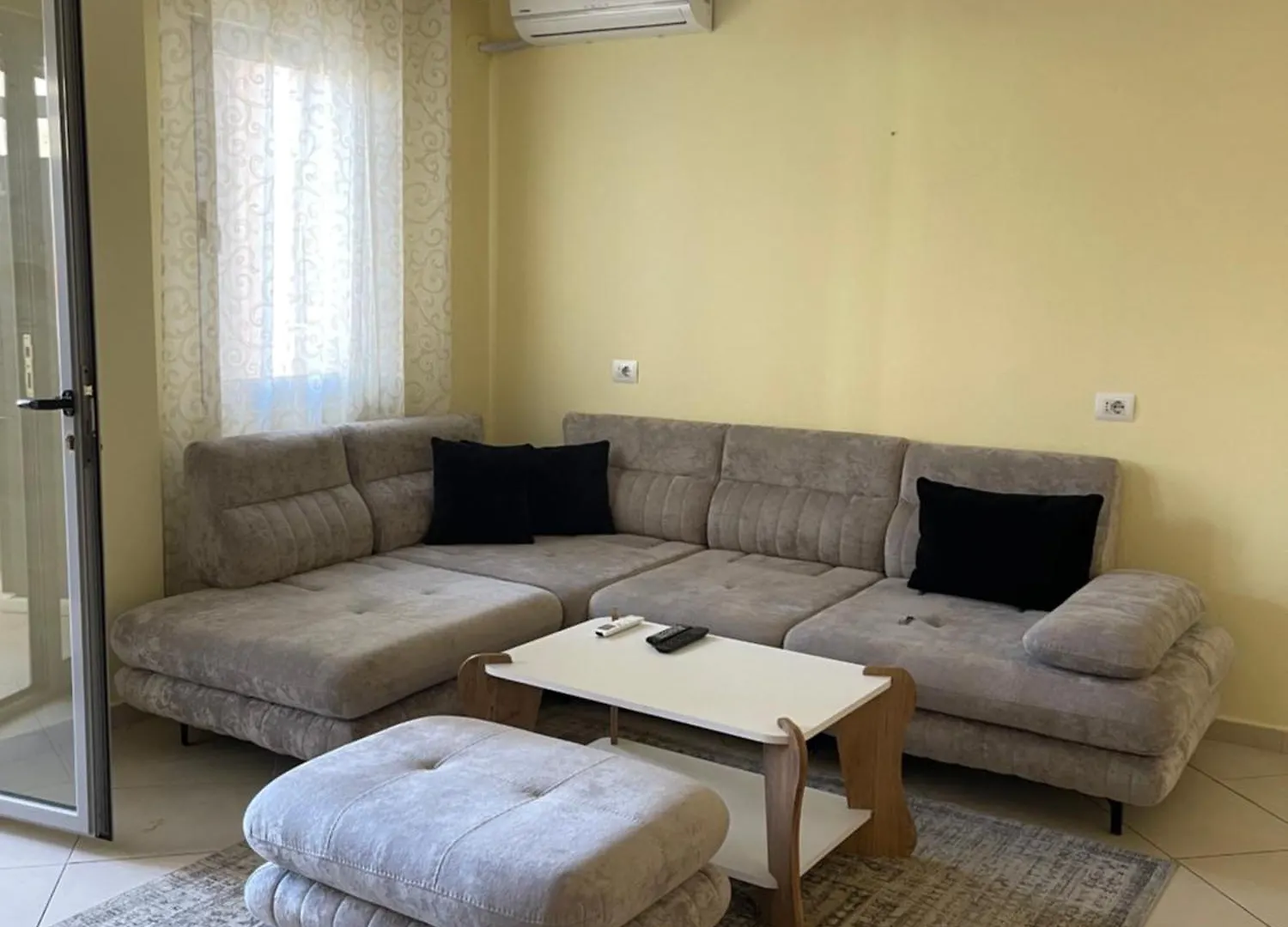 New Baazar Terrace Apartment Tirana Albania